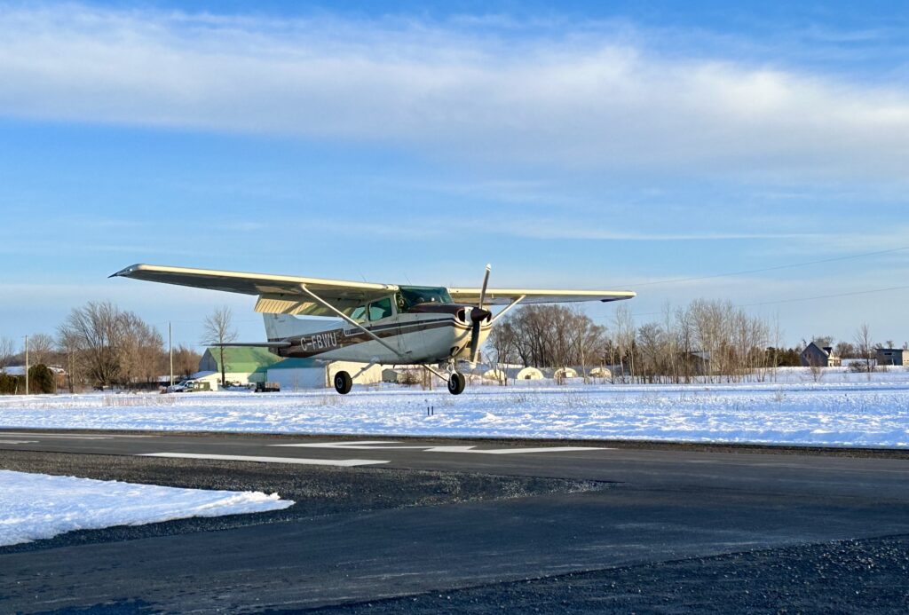 Cessna landing in winter